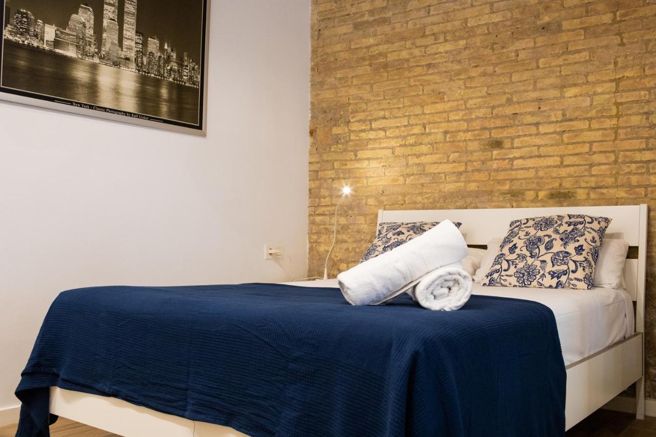 Florit Flats - Cozy Loft By The Central Market Valencia Luaran gambar