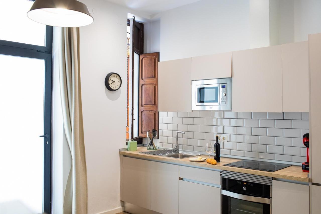 Florit Flats - Cozy Loft By The Central Market Valencia Luaran gambar