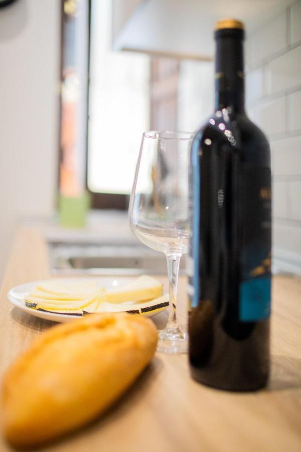 Florit Flats - Cozy Loft By The Central Market Valencia Luaran gambar