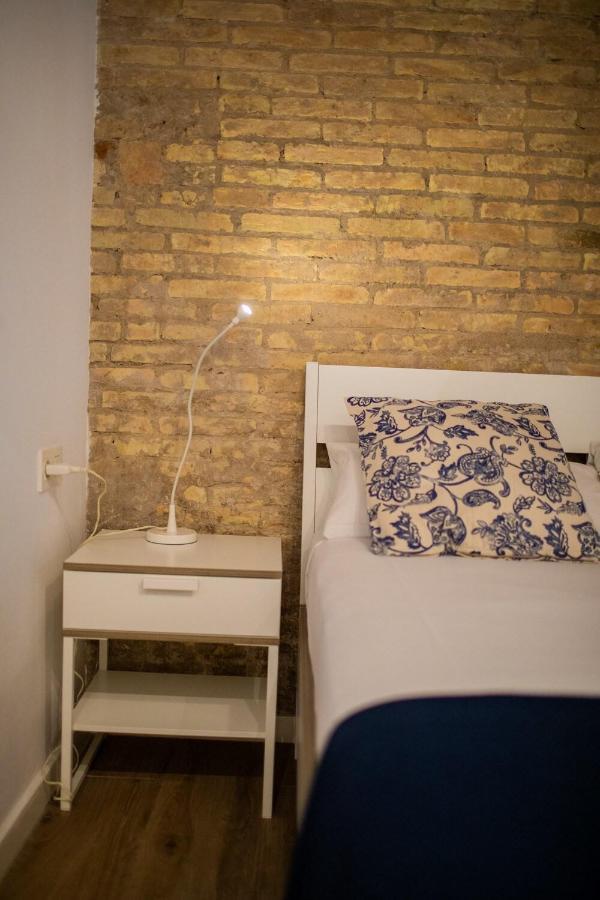 Florit Flats - Cozy Loft By The Central Market Valencia Luaran gambar